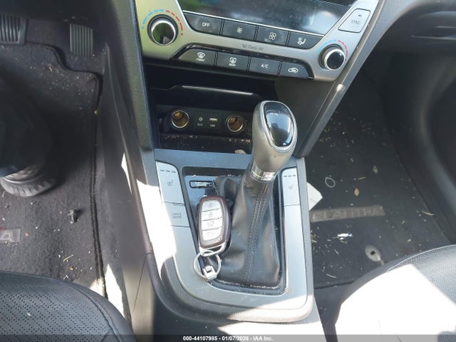 KMHD84LF8HU104639 Hyundai Elantra Limited