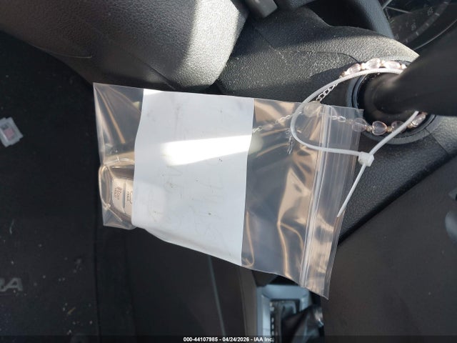 KMHD84LF8HU104639 Hyundai Elantra Limited