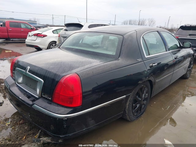 2009 LINCOLN TOWN CAR 2LNHM82V99X601271 Photo 3