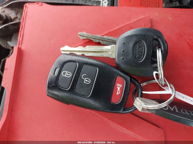 2010 KIA SEDONA KNDMG4C32A6348696 Photo 10