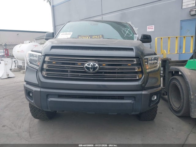 5TFHY5F10MX957637 Toyota Tundra Limited