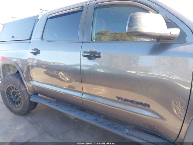 5TFHY5F10MX957637 Toyota Tundra Limited