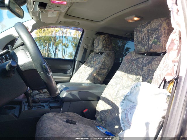 5TFHY5F10MX957637 Toyota Tundra Limited