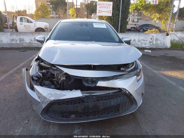 5YFEPRAE3LP061112 Toyota COROLLA LE
