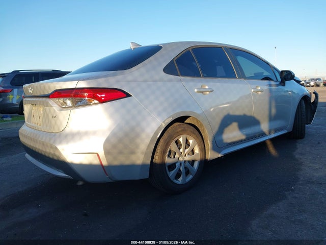 5YFEPRAE3LP061112 Toyota COROLLA LE