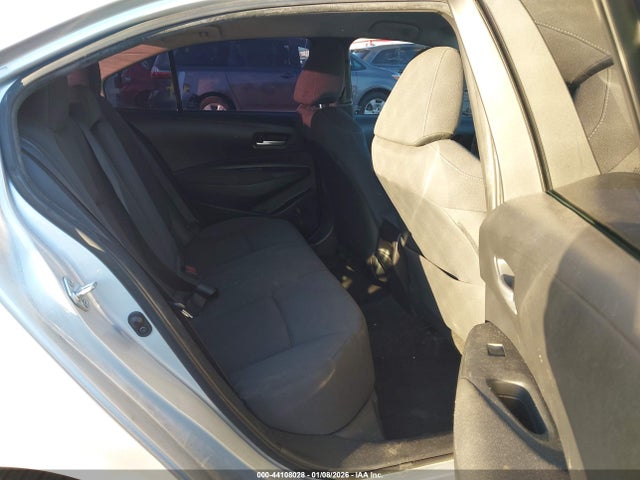 5YFEPRAE3LP061112 Toyota COROLLA LE