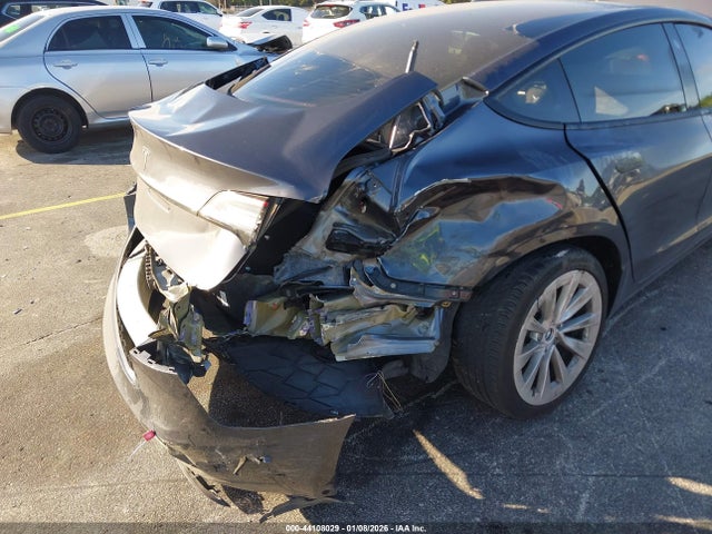 2023 TESLA MODEL 3 5YJ3E1EA3PF485459 Photo 5