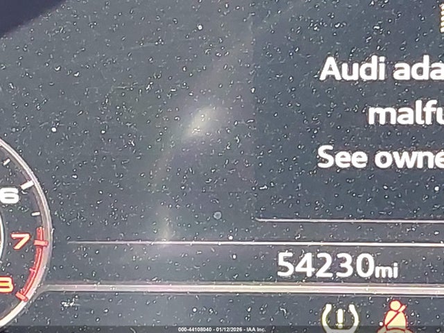 WA1BNAFY7J2240031 Audi Q5 2.0t Premium/2.0t Tech Premium