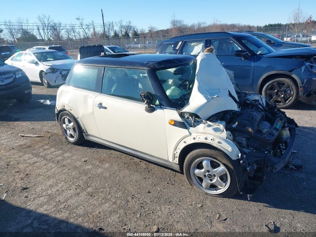 2008 MINI COOPER WMWMF33528TU66707