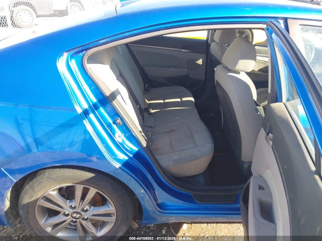 44108052 :رقم المزاد ، 5NPD84LF7JH230446 vin ، 2018 Hyundai Elantra Sel مزاد بيع
