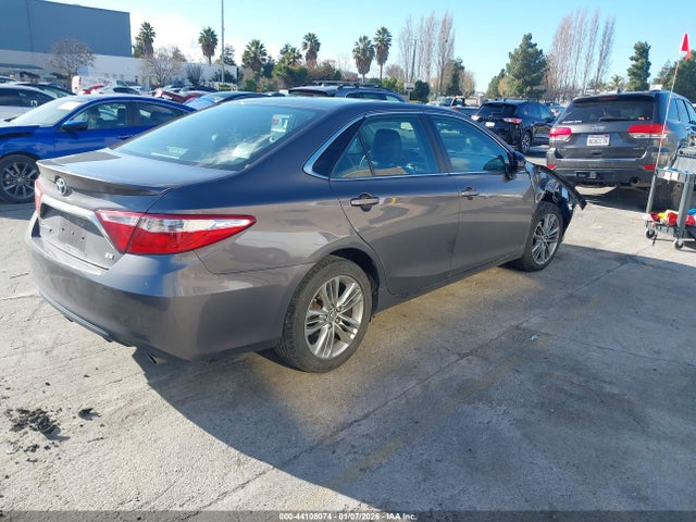 4T1BF1FKXFU875850 Toyota CAMRY SE