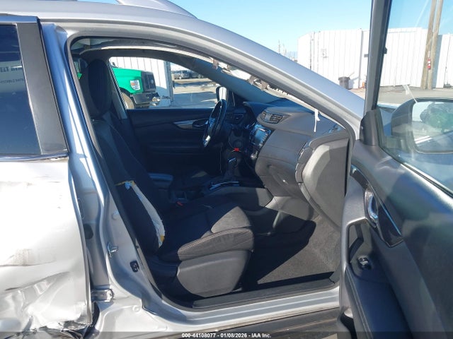 JN8AT2MT4LW008202 Nissan Rogue Sv Fwd