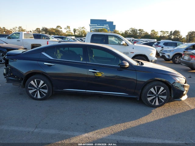 1N4BL4EV9MN302719 Nissan Altima Sl Fwd