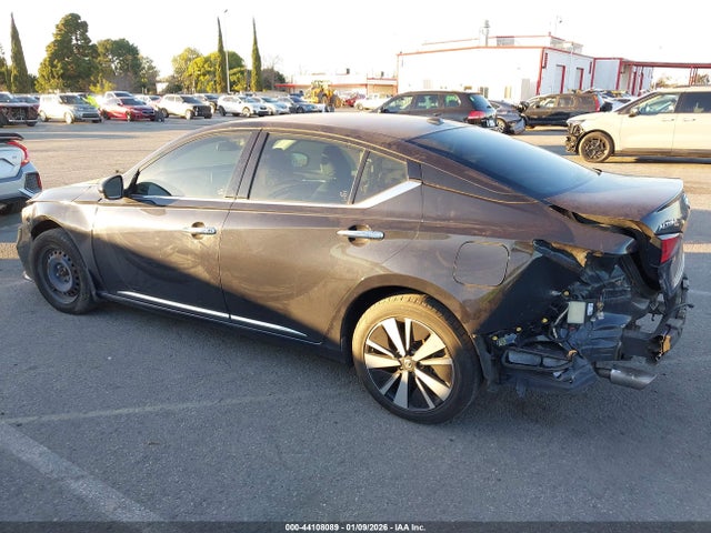 1N4BL4EV9MN302719 Nissan Altima Sl Fwd