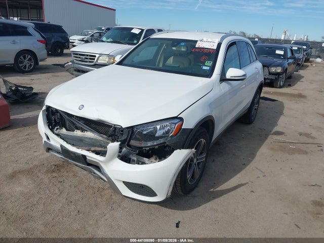 Aukcja sprzedaży 2016 Mercedes-benz Glc 300, vin: WDC0G4JB0GF064463, numer aukcji: 44108090