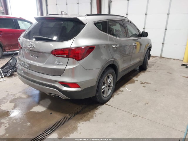 5NMZUDLB9HH031081 Hyundai Santa Fe Sport 2.4l