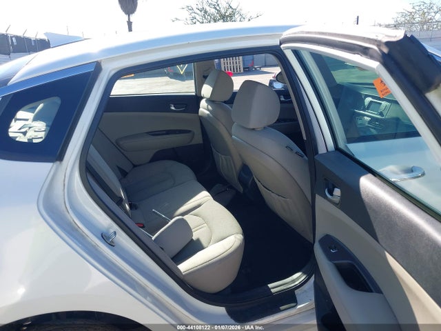 5XXGT4L32GG007799 KIA Optima Lx