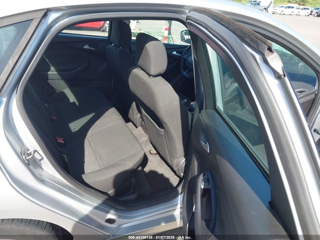 1FADP3F29GL325011 Ford FOCUS SE