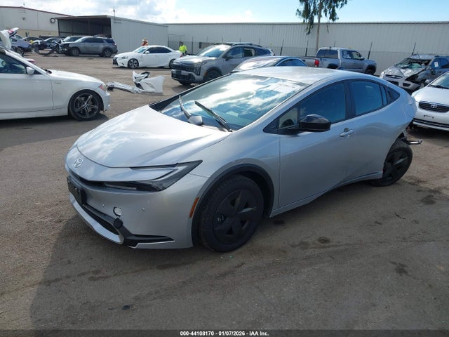 JTDACACU4T3054145 Toyota Prius Plug-in Hybrid Se