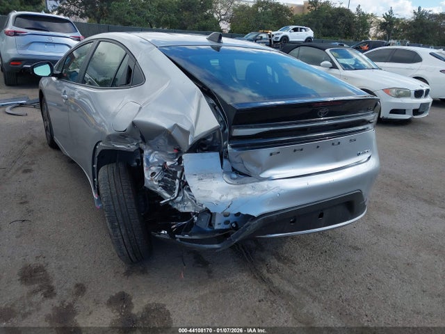 JTDACACU4T3054145 Toyota Prius Plug-in Hybrid Se