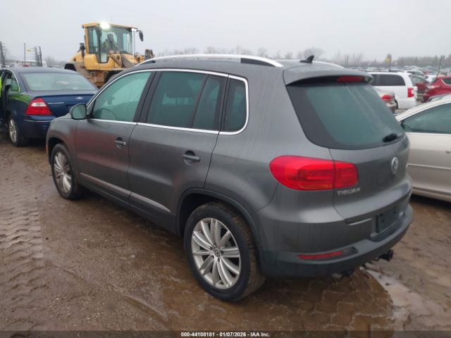 2012 VOLKSWAGEN TIGUAN WVGAV7AX6CW097700 Photo 2