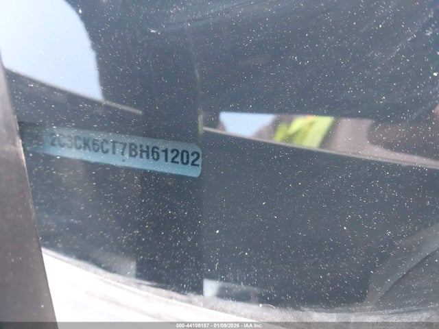 44108187 :رقم المزاد ، 2C3CK6CT7BH612022 vin ، 2011 Chrysler 300c Awd مزاد بيع