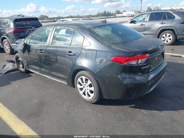 2021 Toyota Corolla Le მანქანა იყიდება აუქციონზე, vin: 5YFEPMAE7MP256781, აუქციონის ნომერი: 44108197
