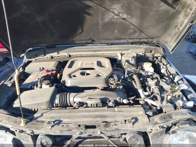1C4HJXEN1LW213005 Jeep Wrangler Unlimited Sahara 4x4