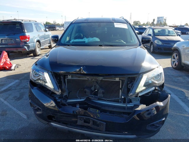 5N1DR2MN1JC661797 Nissan Pathfinder S