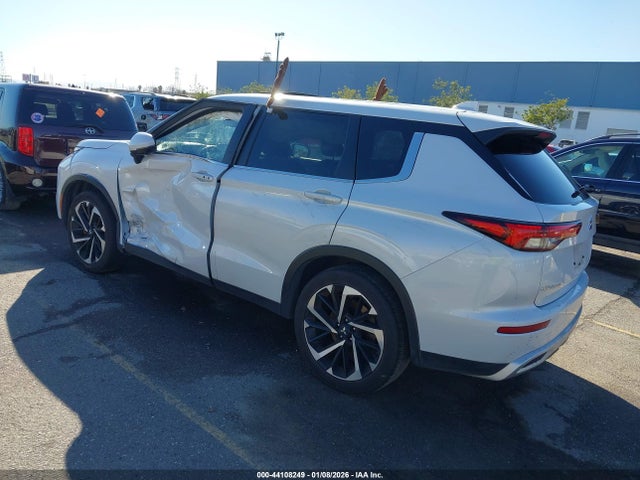 2023 MITSUBISHI OUTLANDER JA4J3UA88PZ061846 Photo 2