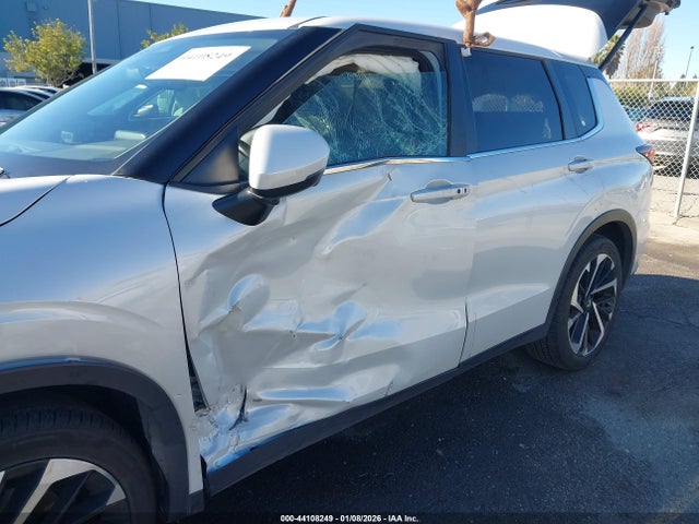 2023 MITSUBISHI OUTLANDER JA4J3UA88PZ061846 Photo 5