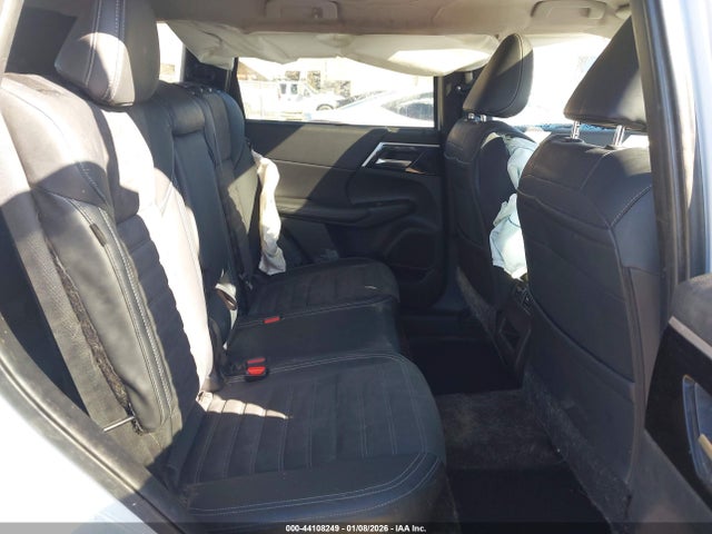 2023 MITSUBISHI OUTLANDER JA4J3UA88PZ061846 Photo 7