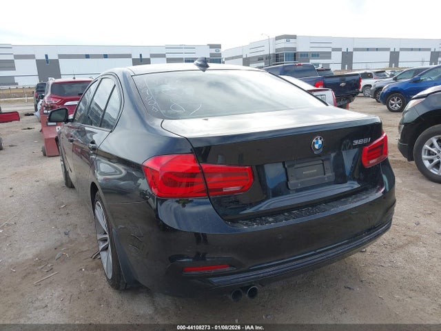 2016 BMW 328I WBA8E9G55GNT86158 Photo 2