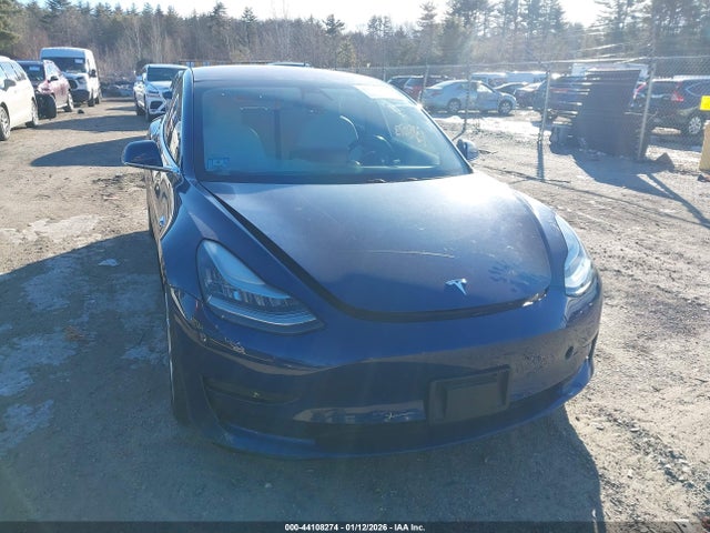 Tesla Model 3 Long Range/performance 2018 5YJ3E1EB3JF101079 Image 12
