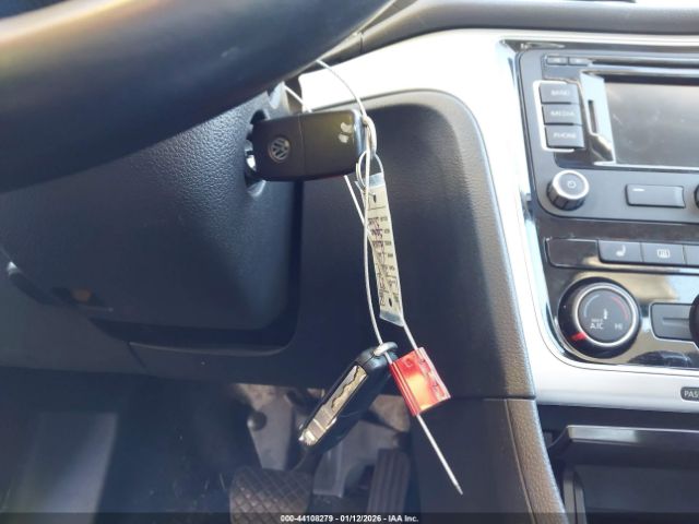 2013 VOLKSWAGEN PASSAT 1VWBN7A39DC008255 Photo 10