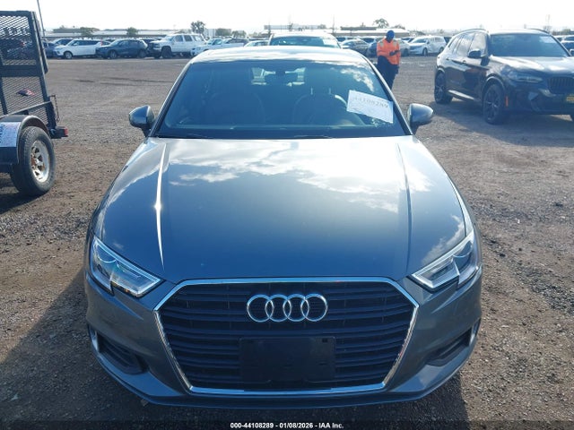 44108289 :رقم المزاد ، WAUAUGFFXH1036309 vin ، 2017 Audi A3 2.0t Premium مزاد بيع