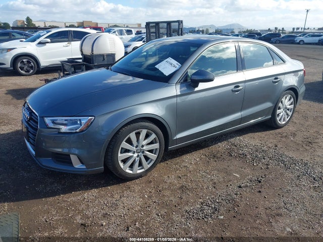 2017 AUDI A3 WAUAUGFFXH1036309 Photo 1