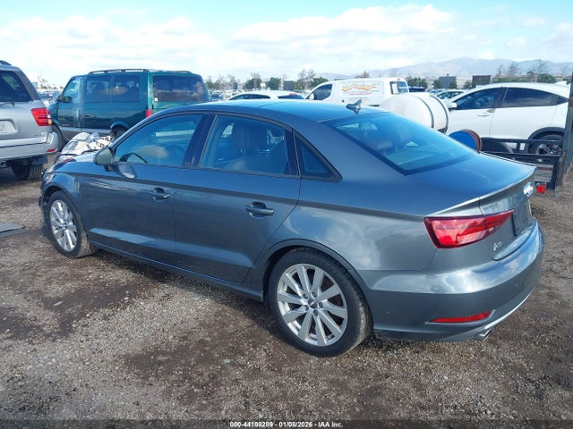 2017 AUDI A3 WAUAUGFFXH1036309 Photo 2