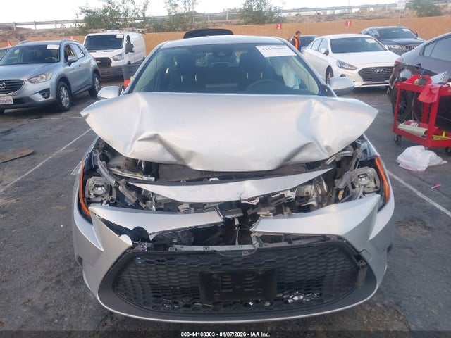 JTDEPMAE6N3029284 Toyota COROLLA LE