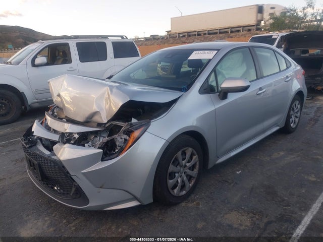 JTDEPMAE6N3029284 Toyota COROLLA LE