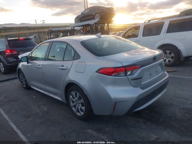 JTDEPMAE6N3029284 Toyota COROLLA LE
