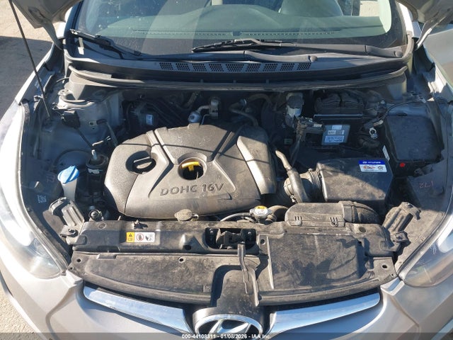 KMHDH4AE8FU321566 Hyundai ELANTRA SE