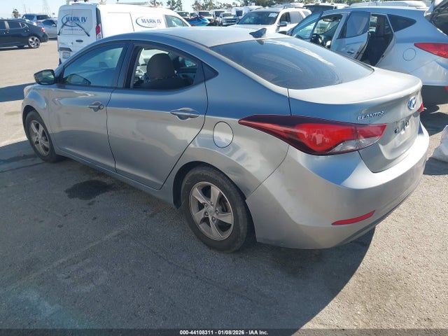 KMHDH4AE8FU321566 Hyundai ELANTRA SE