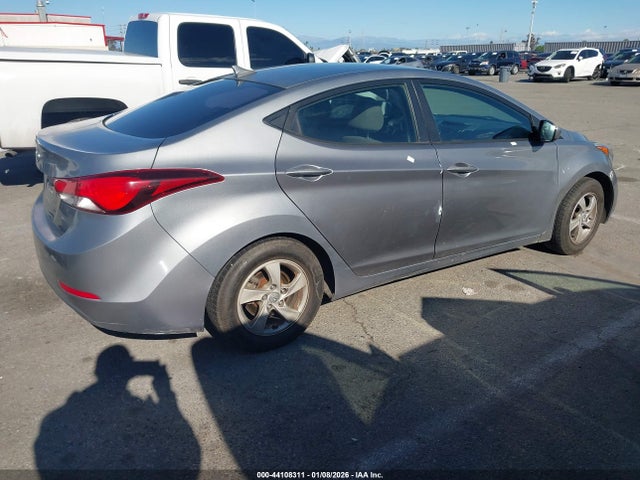 KMHDH4AE8FU321566 Hyundai ELANTRA SE