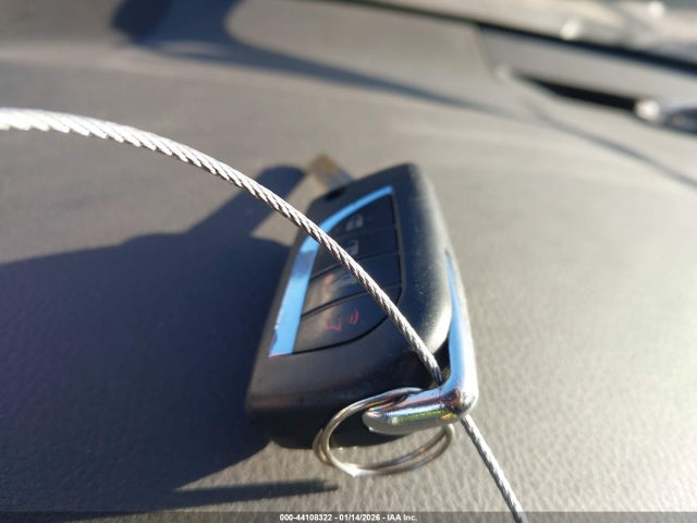 Продажа на аукционе авто 2020 Toyota Camry Le, vin: 4T1C11AK7LU998298, номер лота: 44108322
