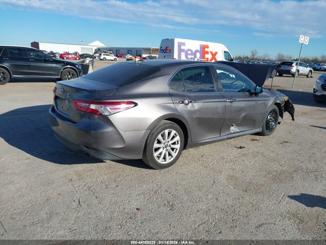 Продажа на аукционе авто 2020 Toyota Camry Le, vin: 4T1C11AK7LU998298, номер лота: 44108322