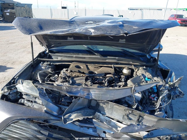Продажа на аукционе авто 2020 Toyota Camry Le, vin: 4T1C11AK7LU998298, номер лота: 44108322