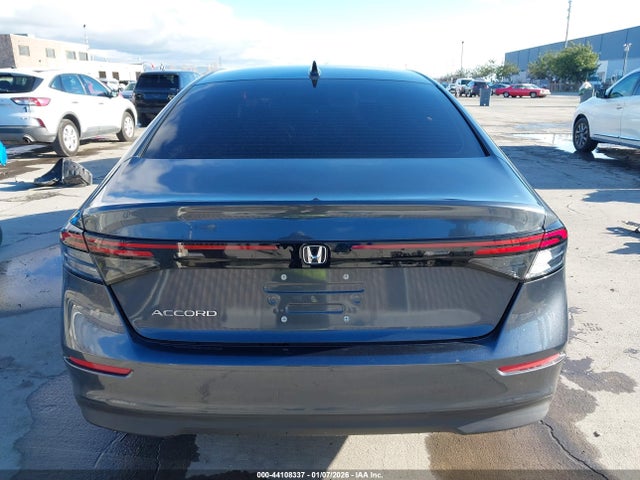 1HGCY1F48SA008657 Honda ACCORD SE