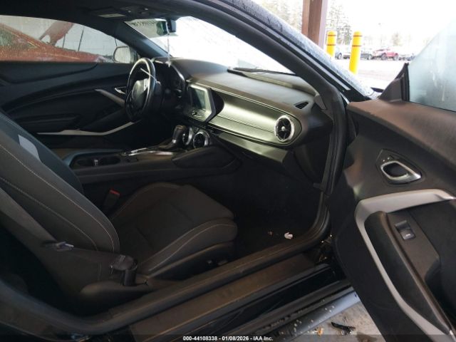 2016 CHEVROLET CAMARO 1G1FB1RX2G0171863 Photo 4