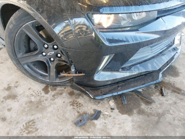 2016 CHEVROLET CAMARO 1G1FB1RX2G0171863 Photo 5